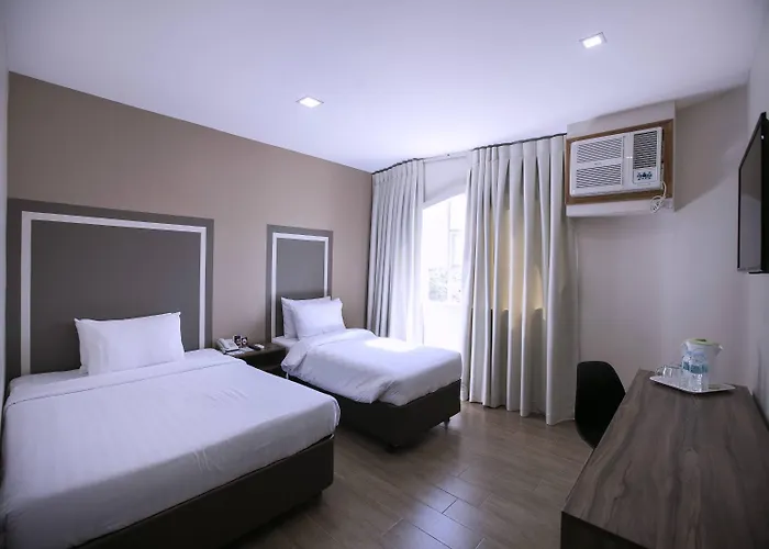 Capital O 911 S And Residences Hotel 2*
