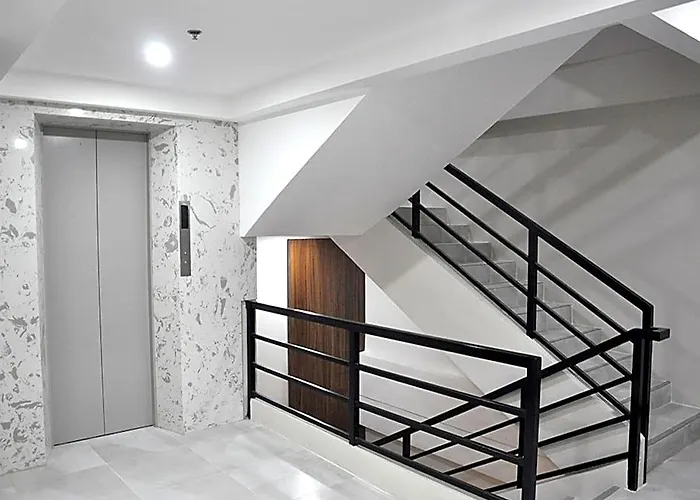 Capital O 911 S And Residences 2*